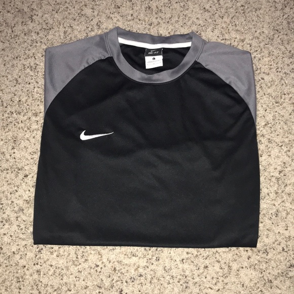 nike athletic shirts mens